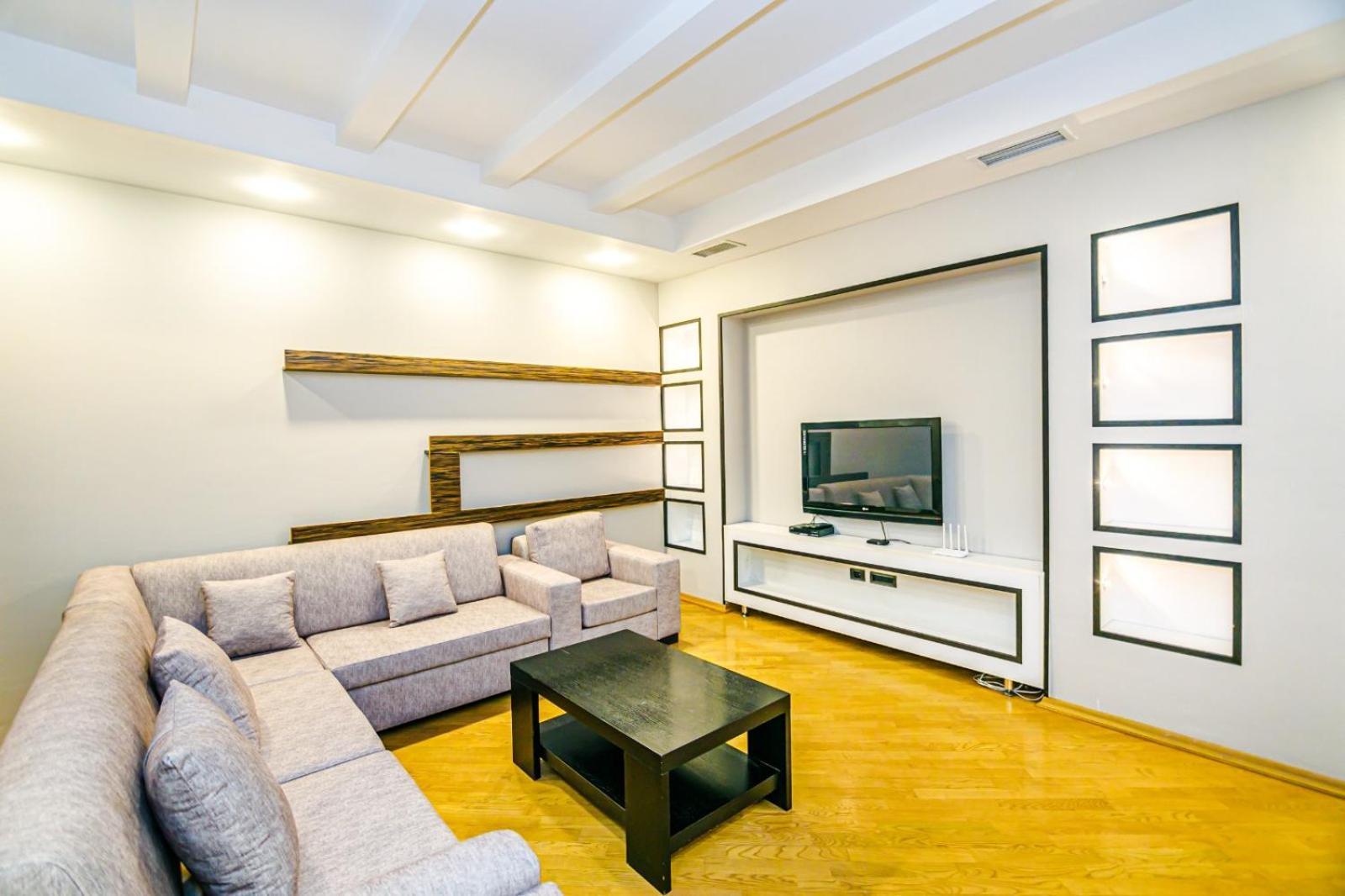Apartment Charming Lux *