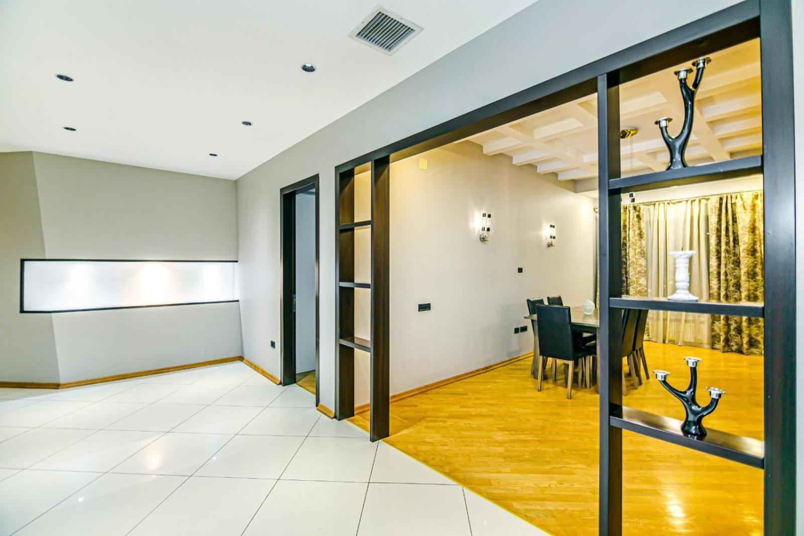 Charming Lux Apartment *